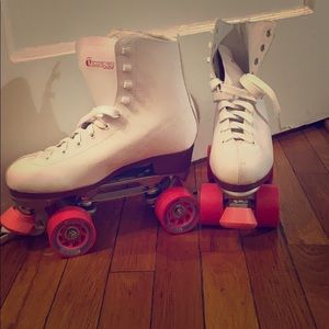 Women’s roller skates. Used once. Size 7